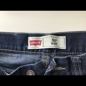 Levi’s Jeans 511 Slim Looks Brand New 24” x 27”